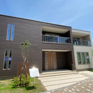 シンプルモダンなデザインと快適な住環境を追究したスマートハウス。