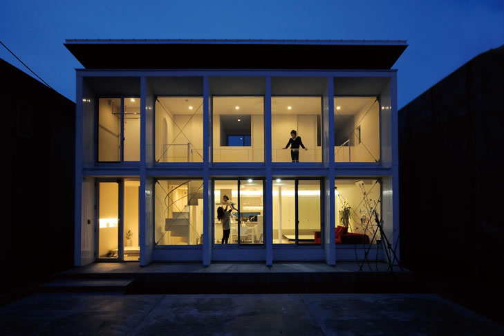 30代で建てた家 デザインが生んだ新たな価値観 ハウジングこまち Housing Komachi